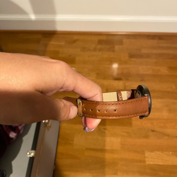 Watch - Picture 2 of 4